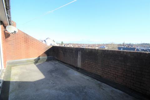 2 bedroom apartment to rent, Guy Street, Warwickshire CV32