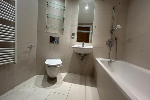 2 bedroom duplex to rent, Forum House, Empire Way