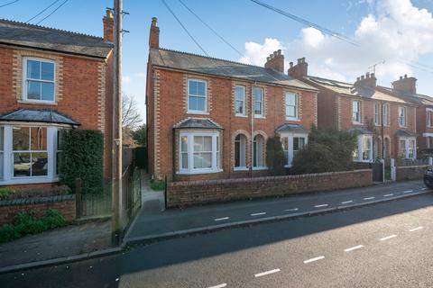 3 bedroom semi-detached house for sale, Gloucester Road, NEWBURY, RG14