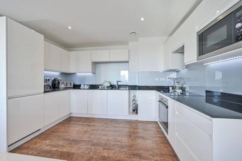 2 bedroom flat to rent, Osiers Road, Wandsworth, London, SW18