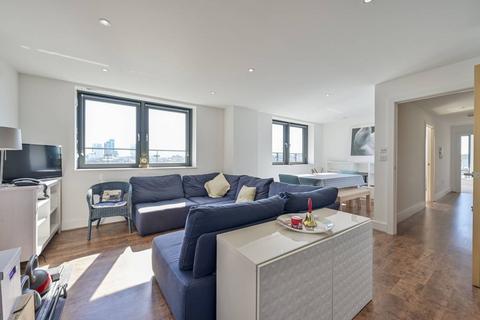 2 bedroom flat to rent, Osiers Road, Wandsworth, London, SW18