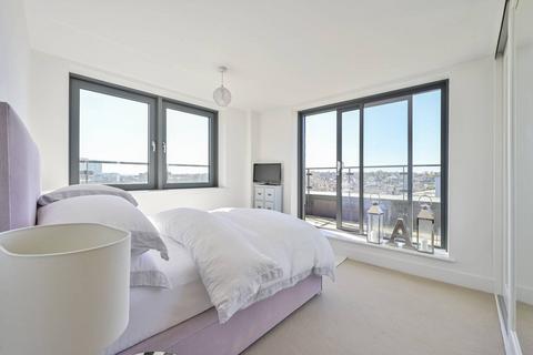 2 bedroom flat to rent, Osiers Road, Wandsworth, London, SW18