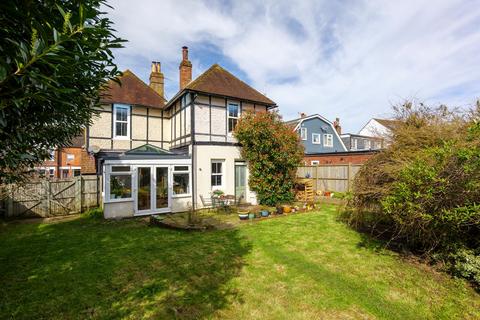 undefined, Station Road, Lyminge, CT18