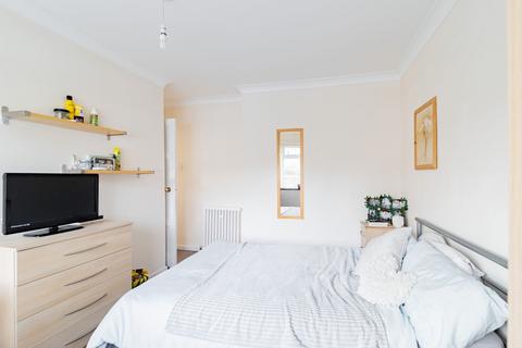 undefined, Fox Lane, Winchester, SO22