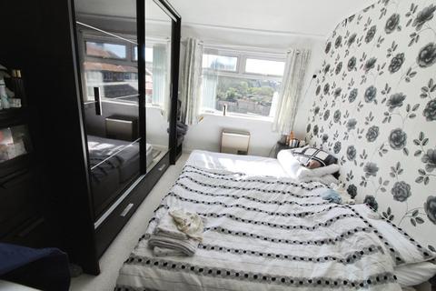 3 bedroom terraced house for sale, Debenham Road, West Midlands B25
