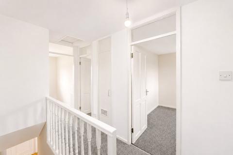 3 bedroom terraced house to rent, Stratford, Glasgow G74