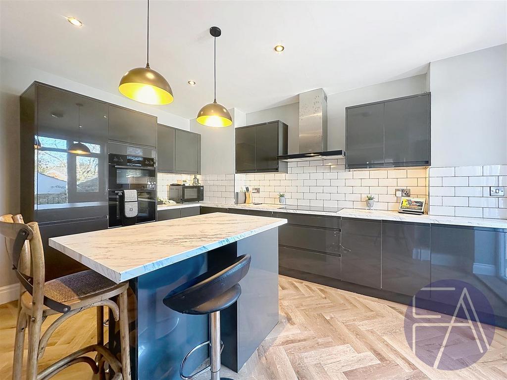 Kitchen / Breakfast