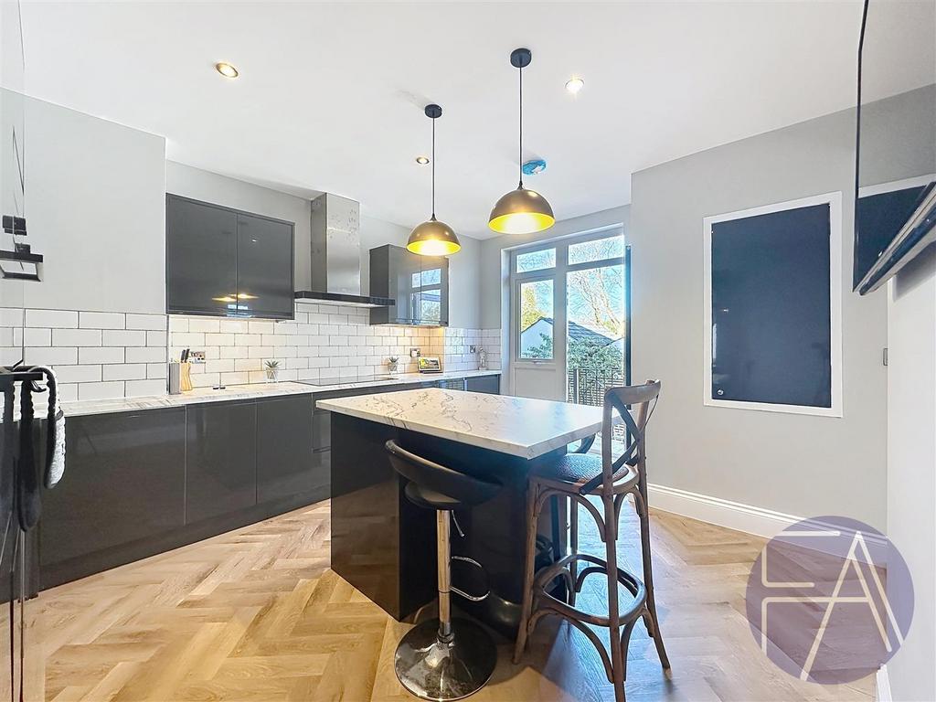 Kitchen / Breakfast