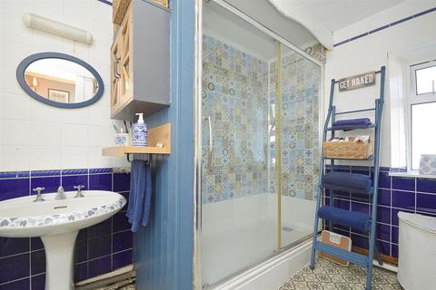 2 bedroom semi-detached house for sale, CHARMING COTTAGE * VENTNOR