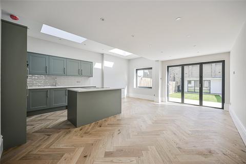 undefined, Brownlow Road, London, N11