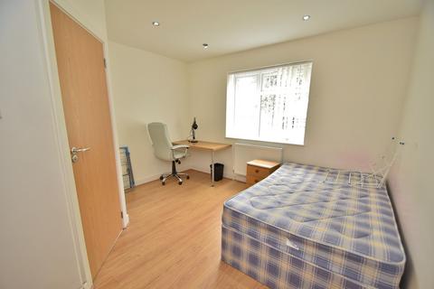 undefined, Fox Lane, Winchester, SO22