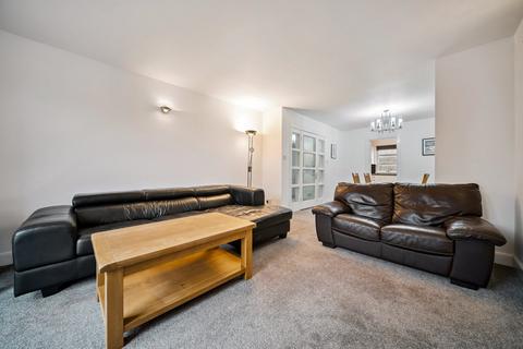 2 bedroom apartment to rent, Grandville, Edinburgh