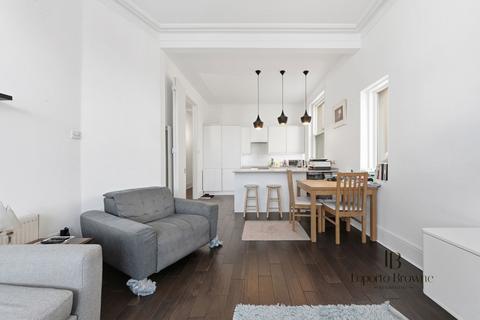 2 bedroom flat for sale, Chichele Road, NW2