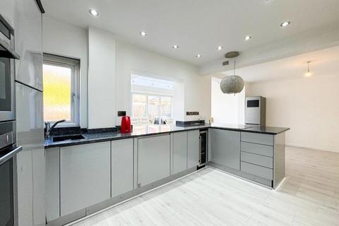 undefined, Alders Road, Edgware HA8