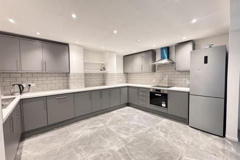 undefined, Moss Lane, Timperley, Altrincham