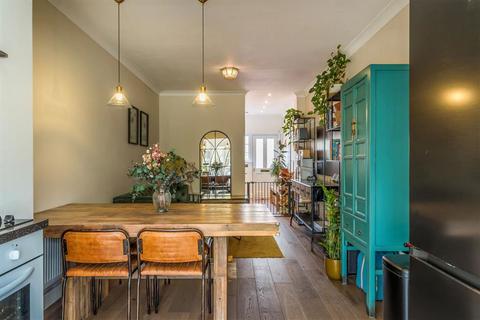 undefined, Manor Lane, London SE12