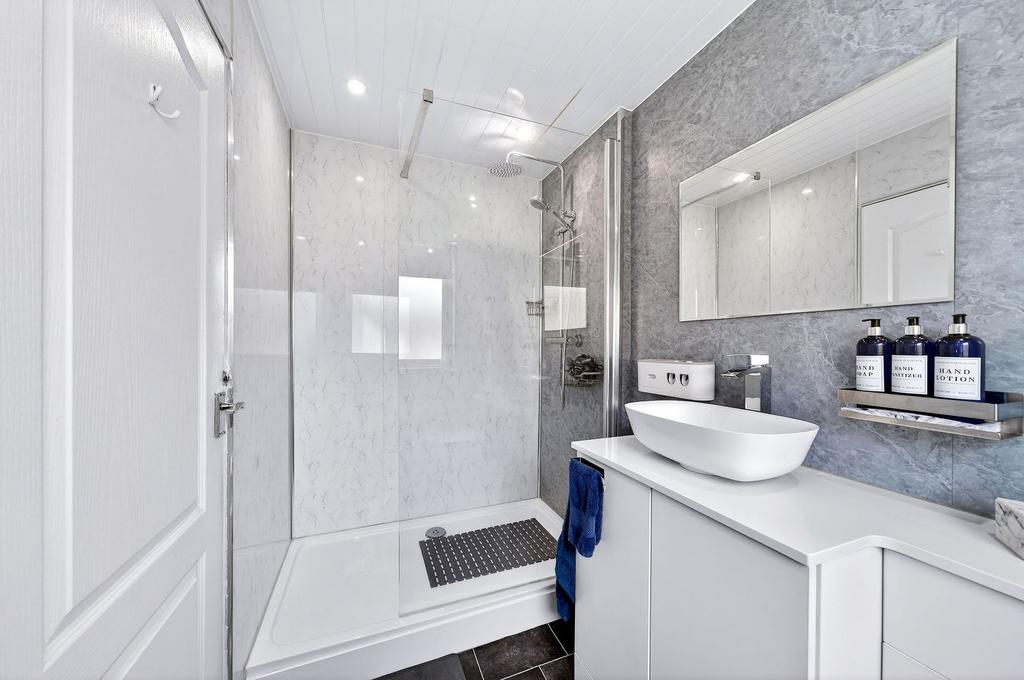Family Shower Room