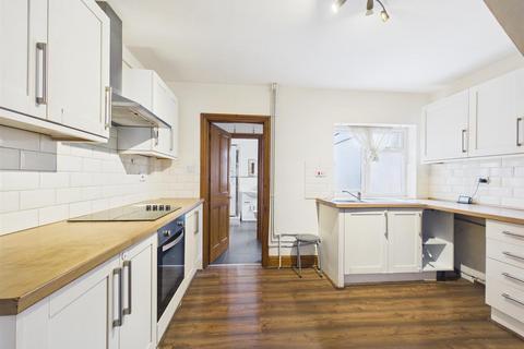 2 bedroom terraced house to rent, North Street, Nuneaton