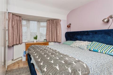 3 bedroom terraced house for sale, Roxeth Green Avenue, Harrow