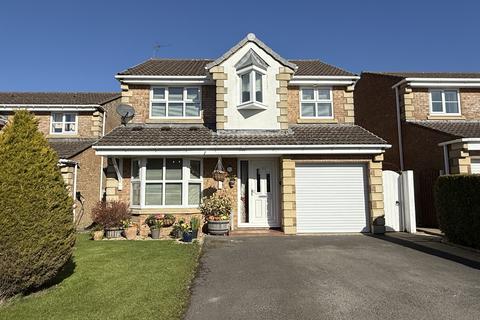 4 bedroom detached house for sale, Hawthorn Drive, Barnard Castle DL12