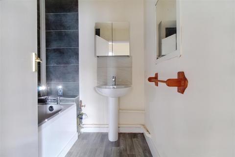 undefined, Westmaner Court, Chilwell, NG9 5DQ