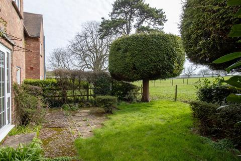 undefined, Bishops Sutton, Alresford