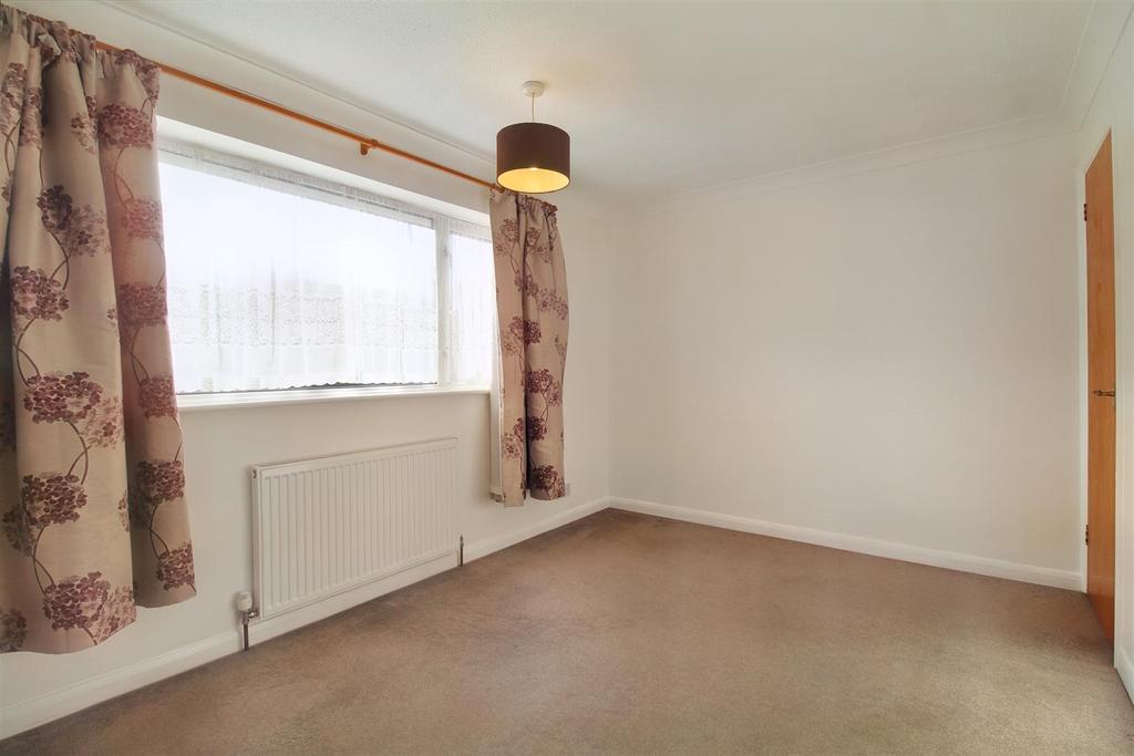6 Bedroom 1.JPG