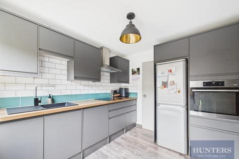 3 bedroom detached house for sale, Kingscote Grove, Cheltenham, Cheltenham, GL51 6JX