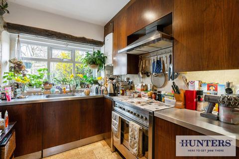 2 bedroom end of terrace house for sale, Brookhouse Gardens, Apperley Bridge