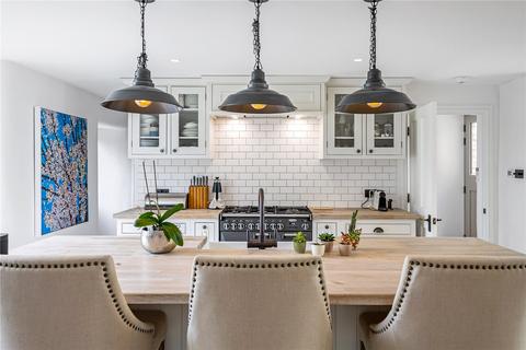 undefined, Meysey Hampton, Cirencester, Gloucestershire, GL7