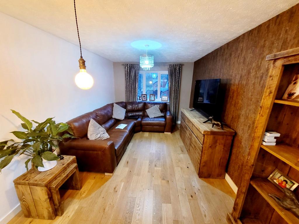 Apartment in Manchester - View 5