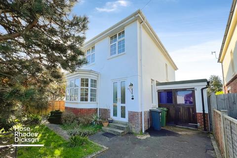 4 bedroom detached house for sale, Vinings Road, Sandown