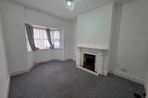 3 bedroom terraced house to rent, Stanley Street, Grimsby DN32