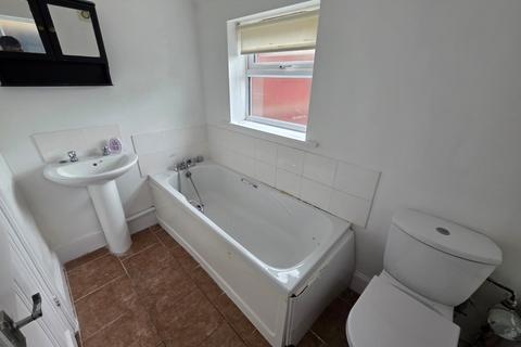 3 bedroom terraced house to rent, Stanley Street, Grimsby DN32