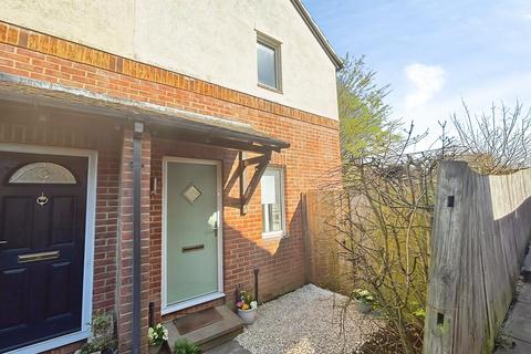 undefined, Beecham Berry, Basingstoke RG22