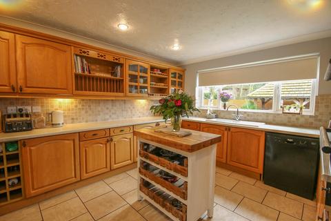 5 bedroom detached house for sale, South Green, Terrington St Clement, PE34