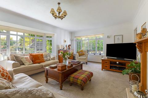 4 bedroom bungalow for sale, Farnham Lane, Haslemere, GU27