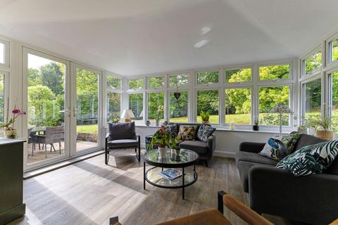 4 bedroom bungalow for sale, Farnham Lane, Haslemere, GU27