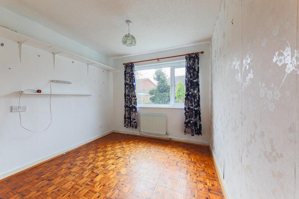 Bedroom 2 .jpg