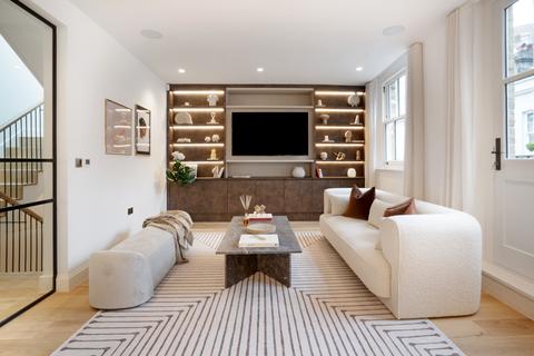 undefined, Buckingham Mews, London, SW1E