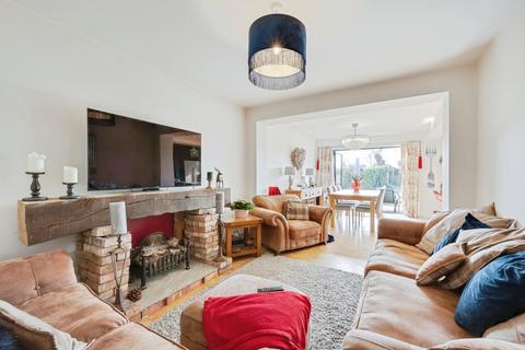 3 bedroom bungalow for sale, Orchard Close, Fetcham, Leatherhead, Surrey, KT22