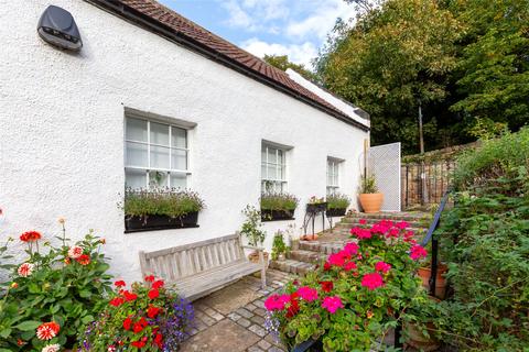 undefined, Cramond Village, Edinburgh