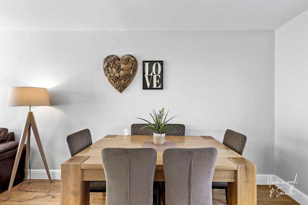 Lounge / Dining Room