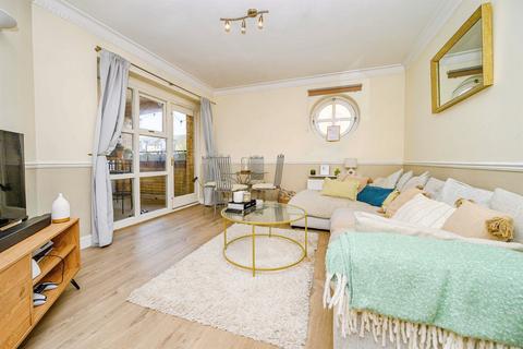 2 bedroom flat for sale, Stephenson Wharf, HEMEL HEMPSTEAD