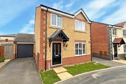 4 bedroom detached house for sale, Murrell Way, Sutton Grange, Shrewsbury