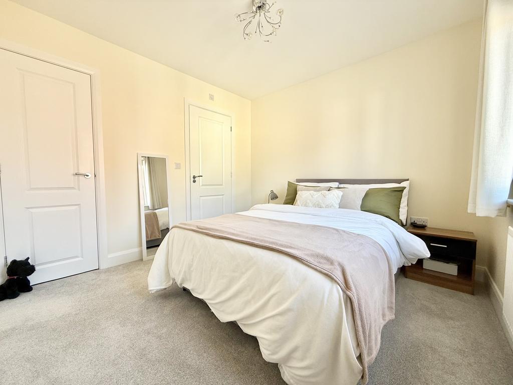 Main Bed