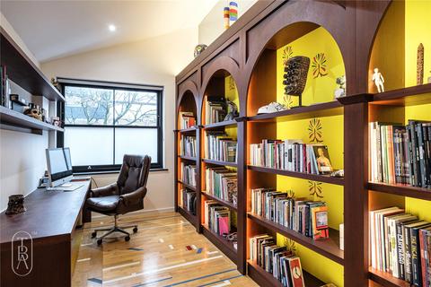 undefined, Kenilworth Road, London, E3