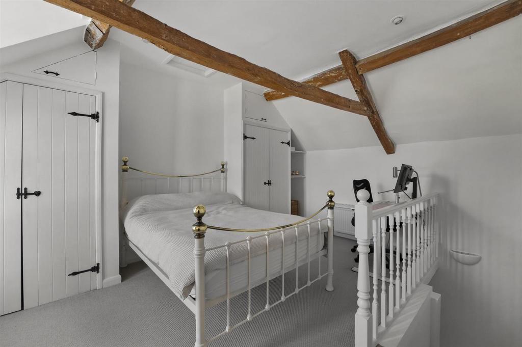 8 Brook Hill-6.jpg