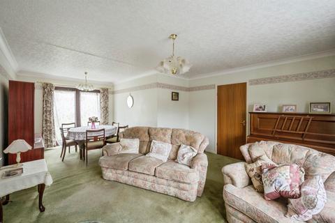 3 bedroom detached bungalow for sale, Woodlea Gardens, Cantley, Doncaster