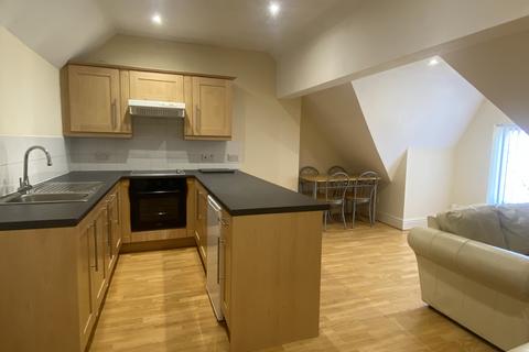 1 bedroom flat to rent, Mossley Road, Ashton under Lyne, OL6 6LX